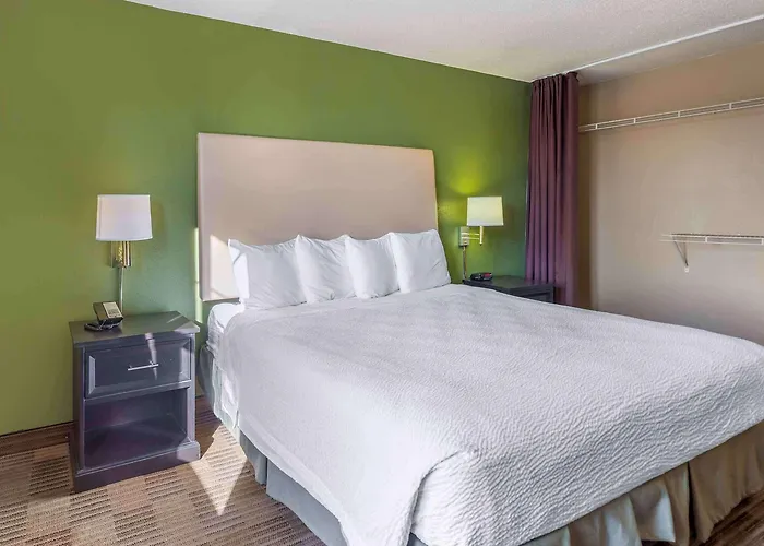 Extended America Select - Chicago - Hotel