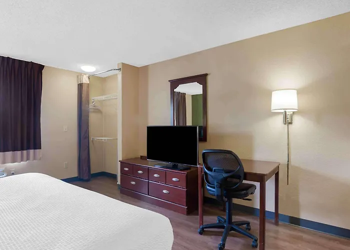 Extended America Select - Chicago - Hotel